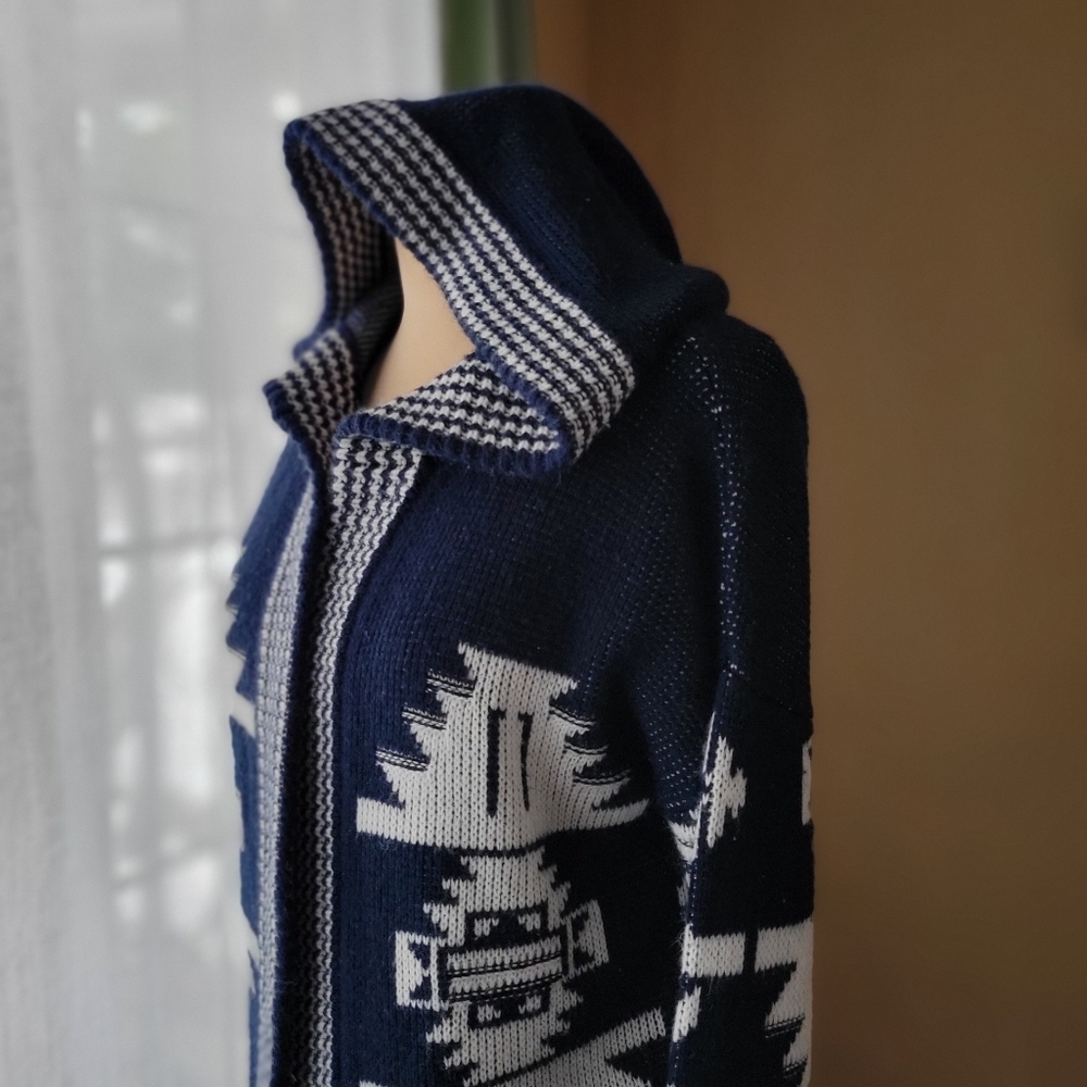 Hippie Rose Navy Blue & White Aztec Hooded Cardigan Sweater, Size Large - Picture 4 of 9